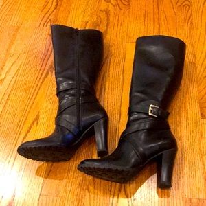Ladies size 7.5 knee high boots